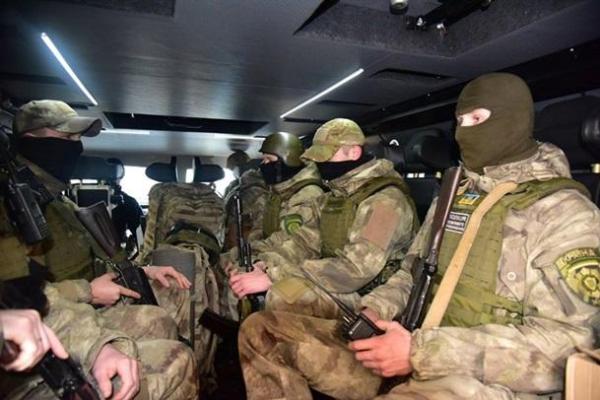 В прифронтовую Авдеевку направили спецподразделение "КОРД" - Аброськин В прифронтовую Авдеевку направили спецподразделение "КОРД" - Аброськин