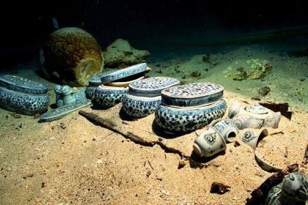 На дне Средиземного моря 1200 лет находится забытый древнеегипетский город Гераклион