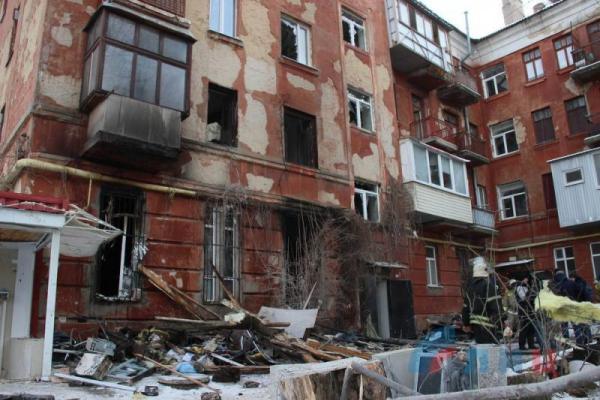 Взрыв в Луганске: появились подробности спасательной операции Взрыв в Луганске: появились подробности спасательной операции