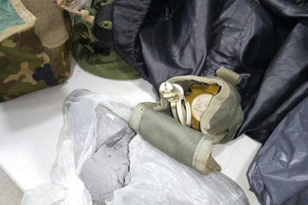 На блокпосту в Бахмуте в лековушке с тремя детьми обнаружены боеприпасы