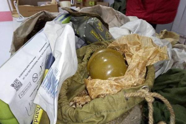 На блокпосту в Бахмуте в лековушке с тремя детьми обнаружены боеприпасы