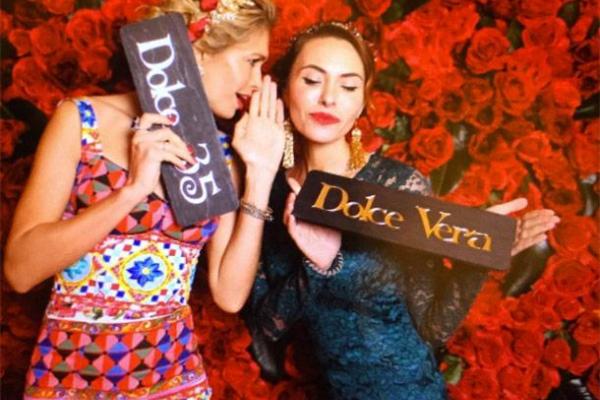 Певица Вера Брежнева опубликовала в Instagram снимки со своего дня рождения Певица Вера Брежнева опубликовала в Instagram снимки со своего дня рождения