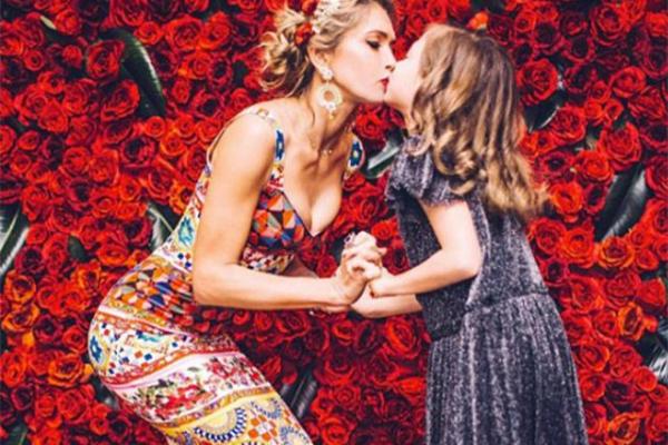 Певица Вера Брежнева опубликовала в Instagram снимки со своего дня рождения Певица Вера Брежнева опубликовала в Instagram снимки со своего дня рождения