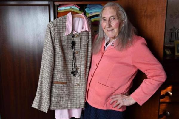 В Британии ветеран войны в 90 лет стал женщиной и признался, что счастлив