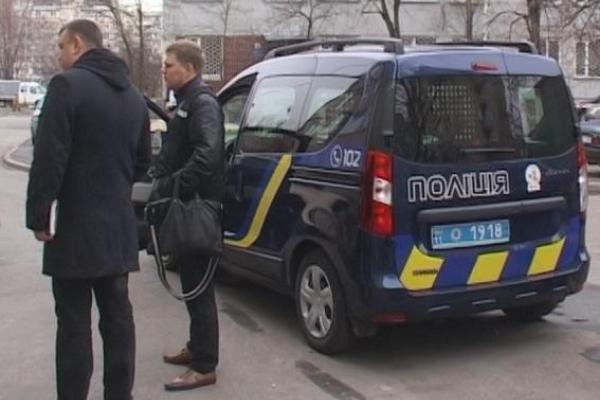 В Киеве женщина выбросила из окна 8 этажа своего тяжелобольного мужа