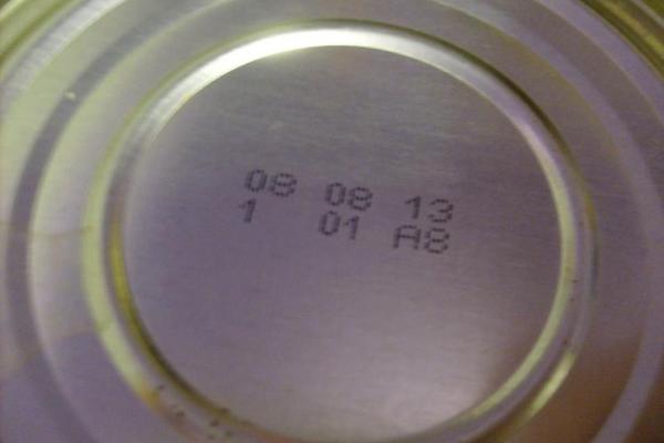 Как "братская" Россия утилизирует на Донбассе просроченные продукты – блогер Как "братская" Россия утилизирует на Донбассе просроченные продукты – блогер