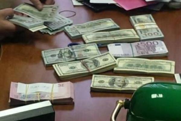 Луценко сообщил об экстрадиции в Украину экс-начальника ГАИ Киева Луценко сообщил об экстрадиции в Украину экс-начальника ГАИ Киева
