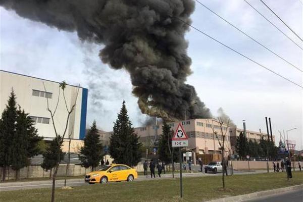В Турции в результате взрыва на текстильной фабрике пострадали 29 человек В Турции в результате взрыва на текстильной фабрике пострадали 29 человек