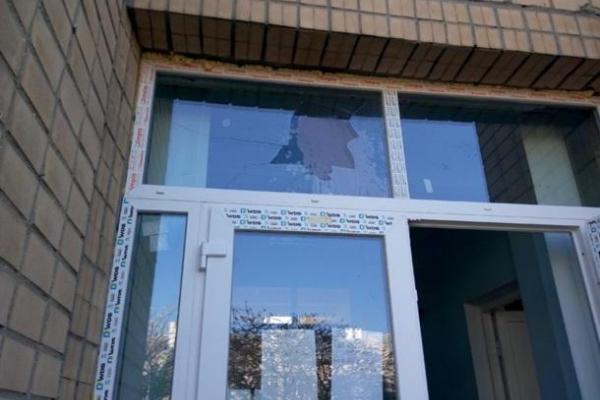 В Одесской области задержаны злоумышленники, которые пытались сжечь райгосадминистрацию В Одесской области задержаны злоумышленники, которые пытались сжечь райгосадминистрацию