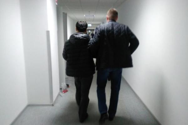 В аэропорту "Борисполь" задержан сутенер-иностранец, вывозивший женщин за пределы Украины В аэропорту "Борисполь" задержан сутенер-иностранец, вывозивший женщин за пределы Украины