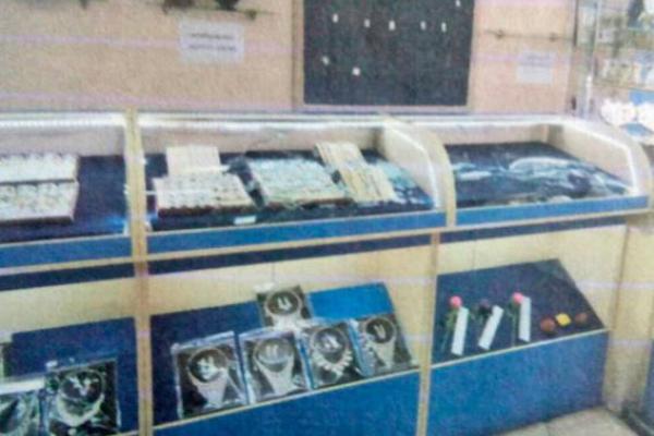 Полиция задержала трех приятелей, которые на Житомирщине обчистили ювелирный магазин