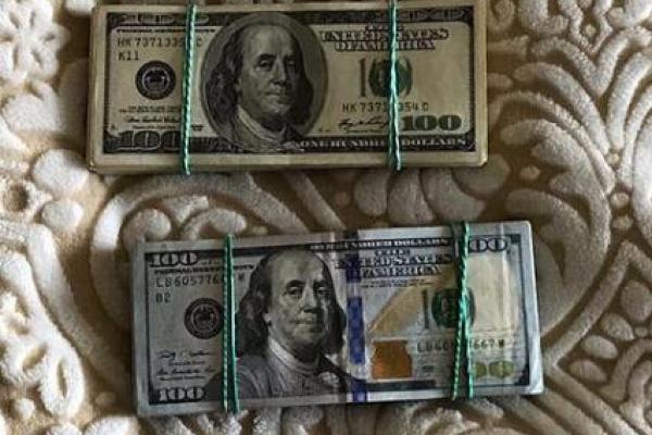 В Одессе СБУ задержала чиновников-вымогателей В Одессе СБУ задержала чиновников-вымогателей