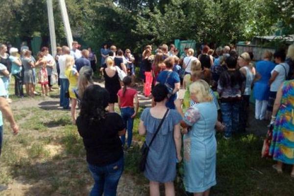 В Горняке похоронили жестоко убитую 6-летнюю Алину Васютину