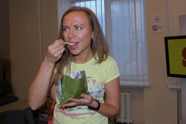 Военные журналисты представили новейший армейский сухпаек Военные журналисты представили новейший армейский сухпаек