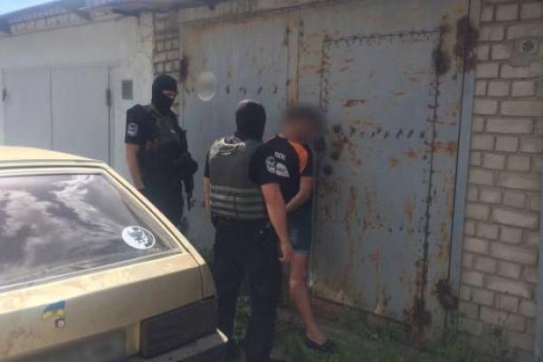 В Черкасской области задержаны преступники, похитившие человека В Черкасской области задержаны преступники, похитившие человека