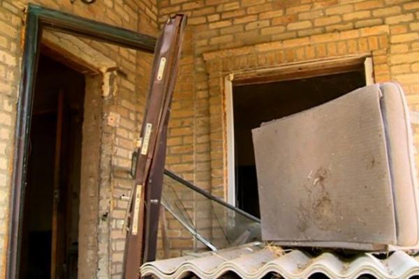 Последствия обстрелов жилых кварталов Красногоровки: опубликованы фото разрушений Последствия обстрелов жилых кварталов Красногоровки: опубликованы фото разрушений