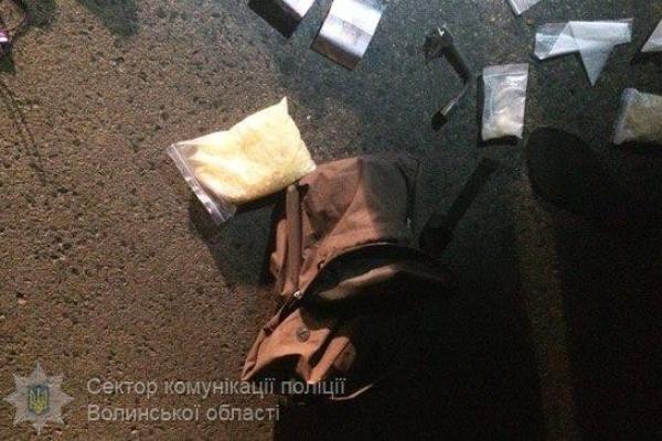 На Волыни полиция остановила автомобиль "Honda Accord", в багажнике которого обнаружили человека На Волыни полиция остановила автомобиль "Honda Accord", в багажнике которого обнаружили человека