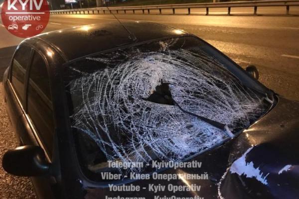 Смертельное ДТП в Киеве: под колесами "Daewoo" погибла женщина Смертельное ДТП в Киеве: под колесами "Daewoo" погибла женщина