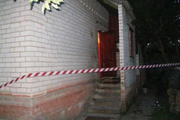 На Черниговщине во дворе частного дома разорвалась граната: есть жертвы На Черниговщине во дворе частного дома разорвалась граната: есть жертвы