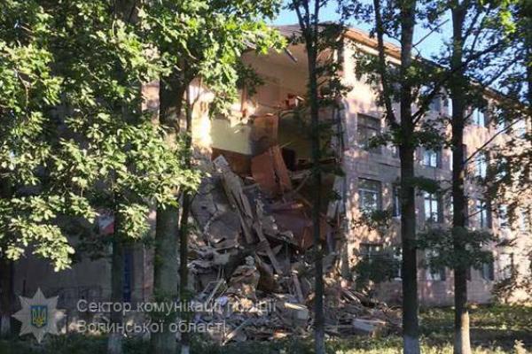 На Волыни полиция возбудила уголовное дело по факту обрушения стены колледжа