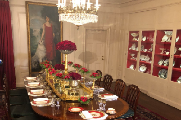 Первая леди США Мелания Трамп украсила Белый дом к Рождеству