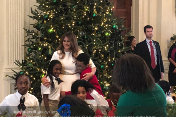 Первая леди США Мелания Трамп украсила Белый дом к Рождеству