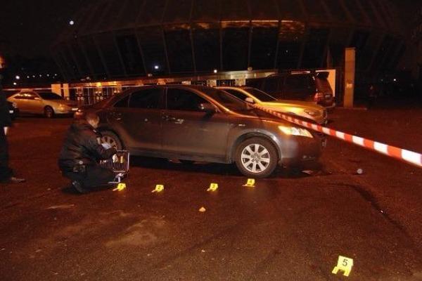 В Киеве задержали мужчину, напавшего с молотком на заместителя председателя правления ПАО В Киеве задержали мужчину, напавшего с молотком на заместителя председателя правления ПАО