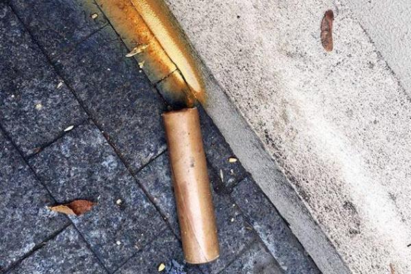 В Одессе митинг против застройки Городского сада перерос в столкновения активистов с полицией В Одессе митинг против застройки Городского сада перерос в столкновения активистов с полицией