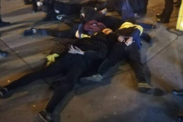 Ночные погромы в Киеве: полиция задержала активистов Национального корпуса Ночные погромы в Киеве: полиция задержала активистов Национального корпуса