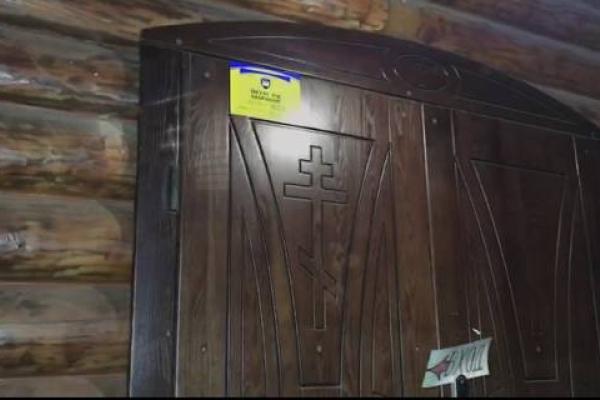 В Киеве "на горячем" задержали вора, обокравшего церковь В Киеве "на горячем" задержали вора, обокравшего церковь