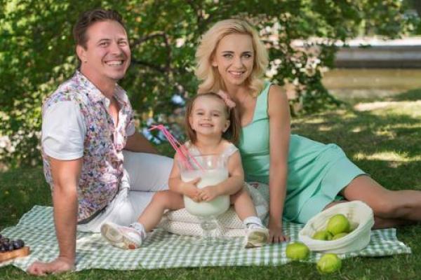 Известная украинская актриса и телеведущая станет мамой во второй раз Известная украинская актриса и телеведущая станет мамой во второй раз