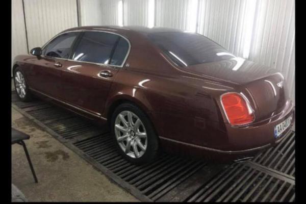 Геращенко рассказал, как соратник Саакашвили "погулял" на деньги Курченко Геращенко рассказал, как соратник Саакашвили "погулял" на деньги Курченко