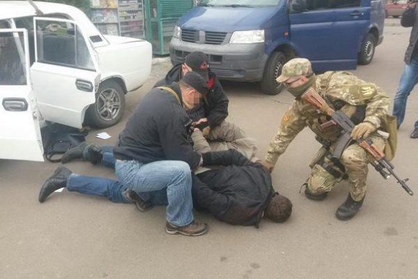 Контрразведка СБУ продолжает выявлять в Украине диверсантов, террористов и агентов Кремля Контрразведка СБУ продолжает выявлять в Украине диверсантов, террористов и агентов Кремля