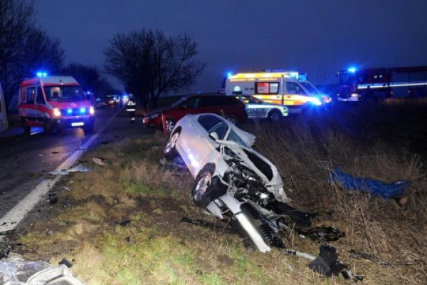 В Праге столкнулись рейсовый автобус и Skodа: 3 человека погибли, более 40 ранены