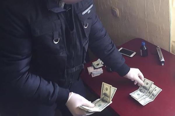 В Одесской области за вымогательство задержан капитан полиции