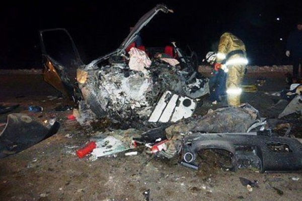 В России столкнулись Renault Duster и Mazda: в ДТП погибло 10 человек, среди них 4 ребенка В России столкнулись Renault Duster и Mazda: в ДТП погибло 10 человек, среди них 4 ребенка