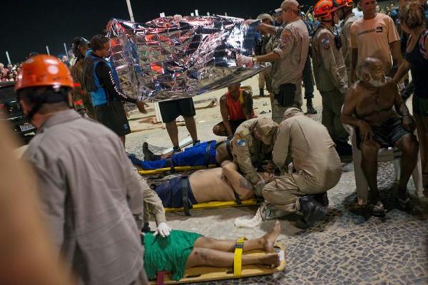 В кровавом ДТП в Рио-де-Жанейро погиб младенец еще 17 человек пострадали