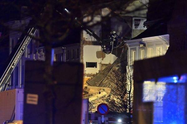 В результате взрыва в Бельгии обрушился жилой дом В результате взрыва в Бельгии обрушился жилой дом