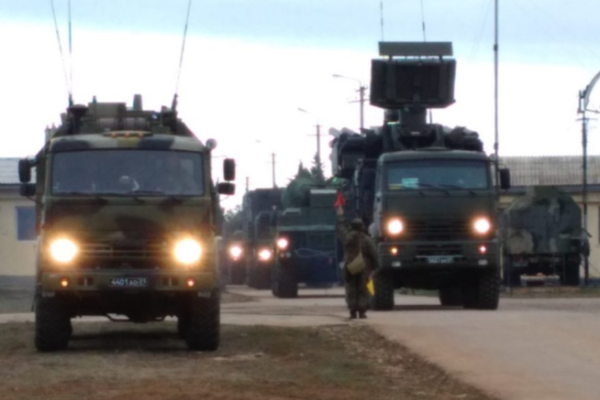 Российские оккупанты активизировали под Севастополем ЗРК С-400 "Триумф" Российские оккупанты активизировали под Севастополем ЗРК С-400 "Триумф"