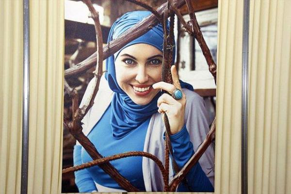 В Киеве открылась фотовыставка, посвященная памяти Амины Окуевой