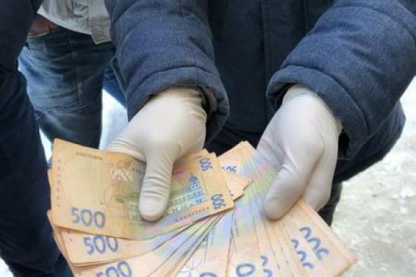 СБУ во Львовской области задержала "на горячем" чиновника-взяточника СБУ во Львовской области задержала "на горячем" чиновника-взяточника