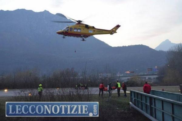 В Италии в результате схода снежной лавины погибли 2 альпиниста