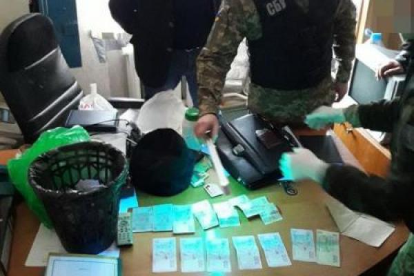 В Кропивницком на взятке погорел майор внутренней службы одного из пенитенциарных заведений