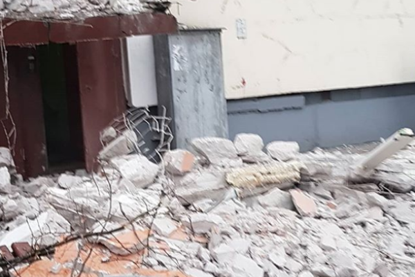 В Санкт-Петербурге взрыв разрушил несколько квартир в жилом многоэтажном доме В Санкт-Петербурге взрыв разрушил несколько квартир в жилом многоэтажном доме