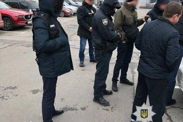 В Киеве на взятке погорел патрульный инспектор В Киеве на взятке погорел патрульный инспектор