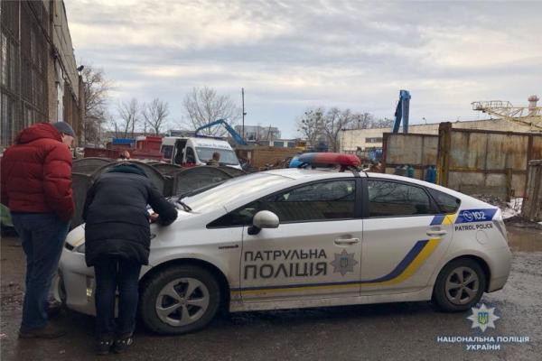 В Киеве на территории мусороперерабатывающего завода нашли мертвого младенца В Киеве на территории мусороперерабатывающего завода нашли мертвого младенца