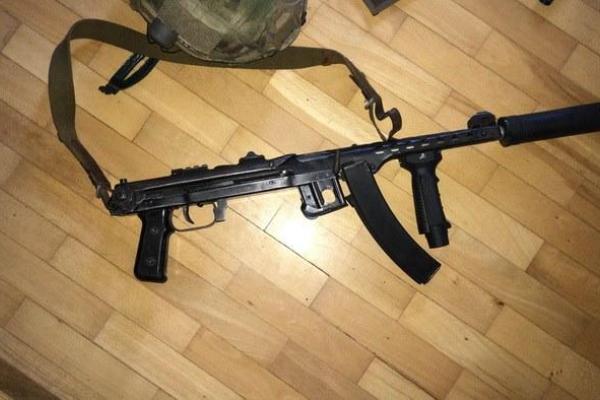В Одессе в ходе спецоперации изъято большое количество огнестрельного оружия и боеприпасов В Одессе в ходе спецоперации изъято большое количество огнестрельного оружия и боеприпасов