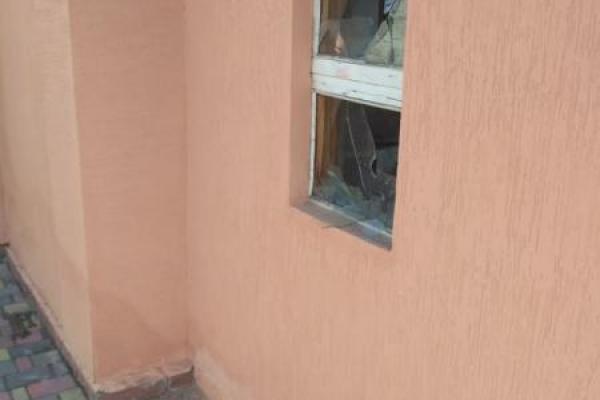 На Днепропетровщине в руках у женщины взорвался электроприбор, в который было встроено взрывное устройство На Днепропетровщине в руках у женщины взорвался электроприбор, в который было встроено взрывное устройство