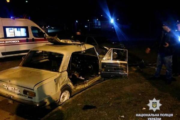 В Харькове "не поделили дорогу" две легковушки: в ДТП пострадали 7 человек В Харькове "не поделили дорогу" две легковушки: в ДТП пострадали 7 человек
