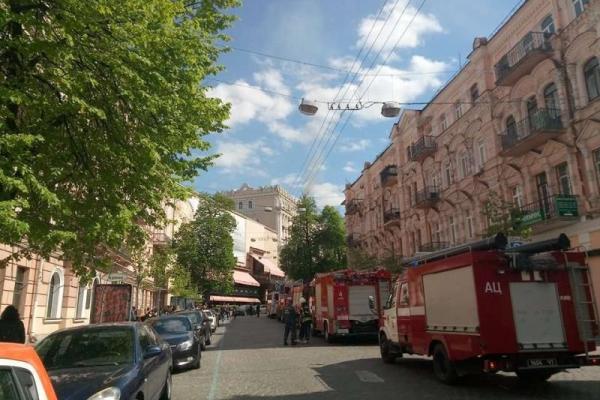 В центре Киева горел дом Гинзбурга, построенный в 1901 году В центре Киева горел дом Гинзбурга, построенный в 1901 году